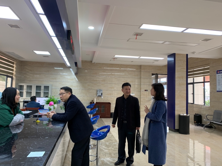 省厅、市局领导调研公共法律服务中心.jpg